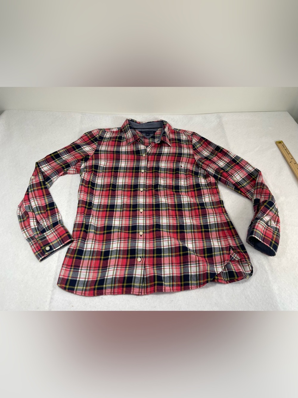 Tommy Hilfiger Women’s Medium Plaid Button Down Shirt 100% Cotton Roll Tab - Picture 2 of 7